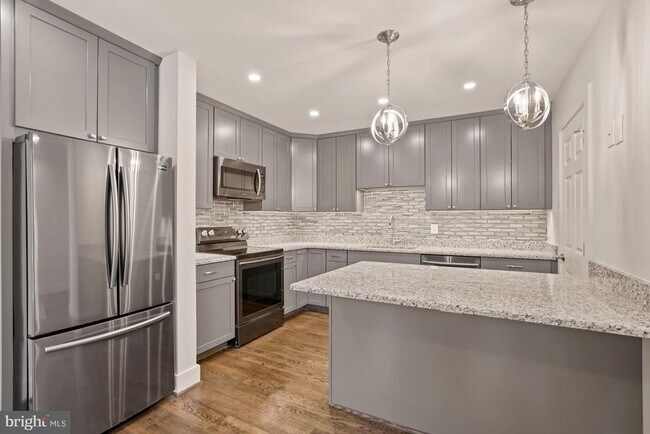 Photo - 1110 Wimbledon Dr