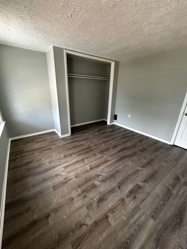 Photo - Beautiful Newly Renovated Home 3 BEDROOM 1 BATH, FENCED YARD, Bonus Space