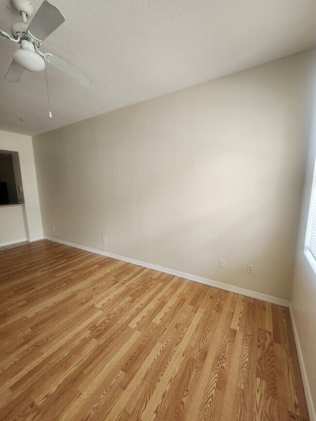 Photo - 4002 Venetian Bay Dr