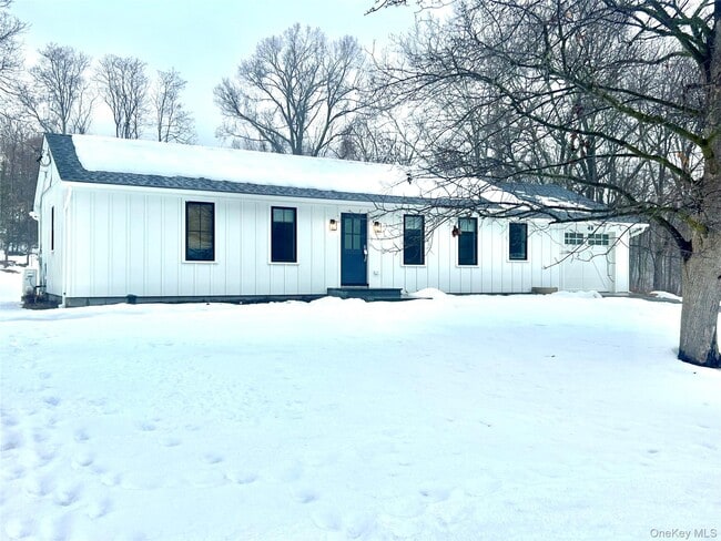 Photo - 49 Hackensack Heights Rd