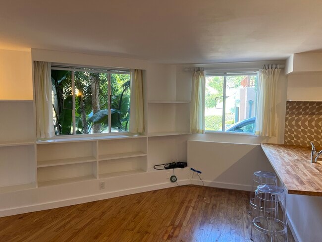 Photo - 6146 1/2 Glen Holly St Unit 6146 1/2 Glen Holly st