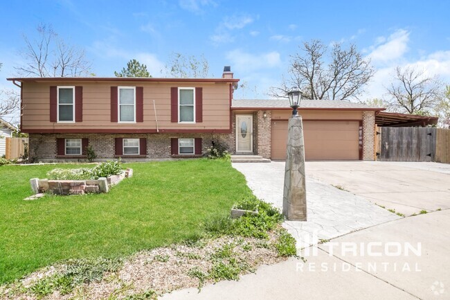 Building Photo - 11112 Dahlia Way Rental