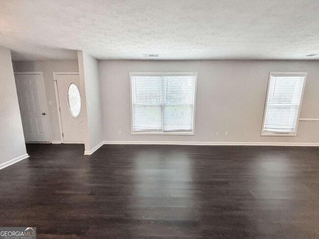 Photo - 1552 Blackwell Rd