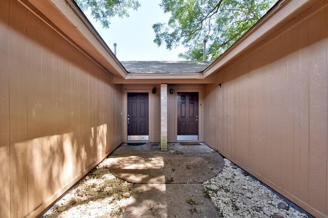 Photo - 418 Linden St