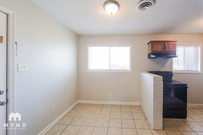 Photo - 8311 Whitehead Dr