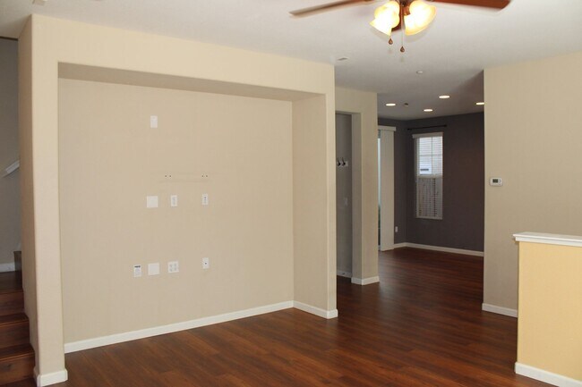 Photo - 6113 Rockport Ln