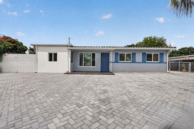 Building Photo - 17001 NW 53rd Ct