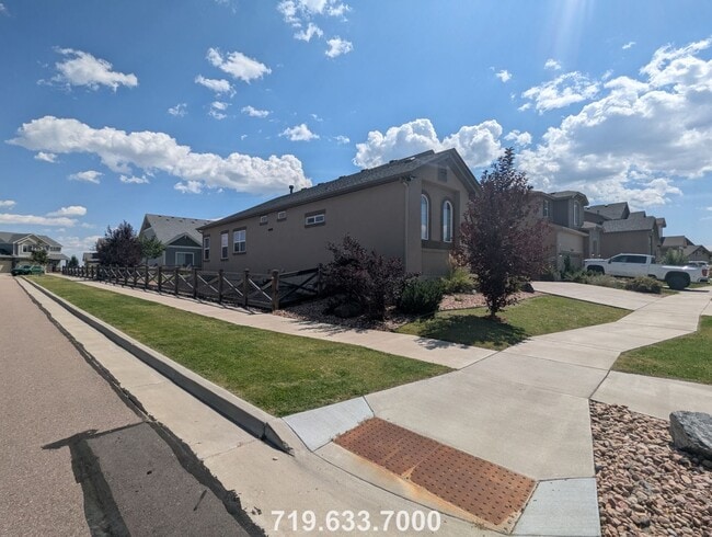 Photo - 6810 Sedgerock Ln