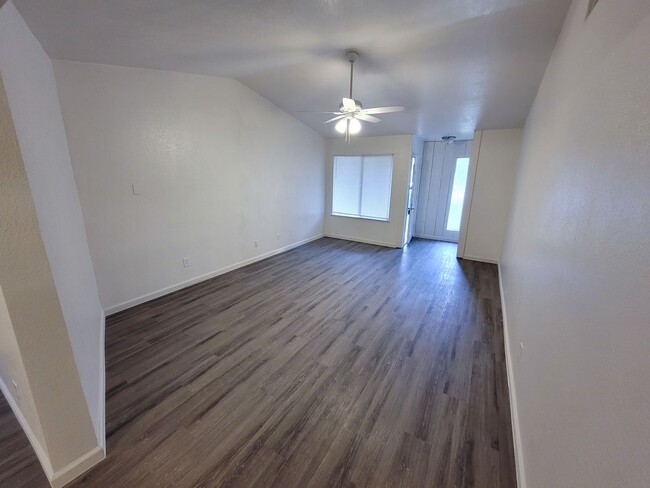 Summerwood - Summerwood Apartment Unit 4912