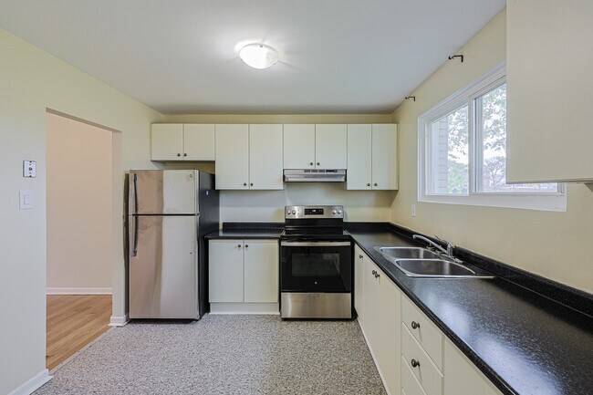 Photo - Winding Trail Townhomes