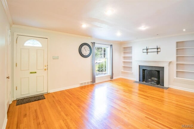 Photo - 330 Calvert Ave