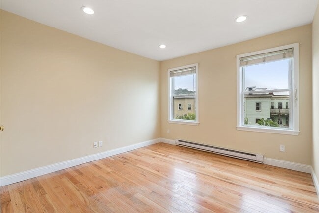 Photo - 570 Washington St Unidad 3