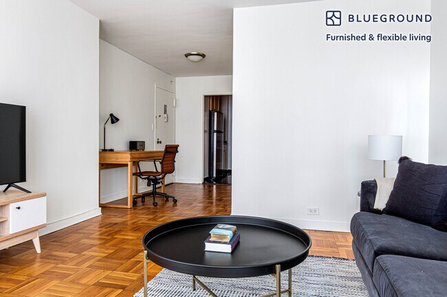 Photo - 145 4th Ave Unit FL15-ID606