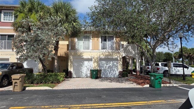 Building Photo - 4605 SW 75th Way Rental