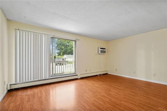 Photo - 5315 Minnehaha Ave