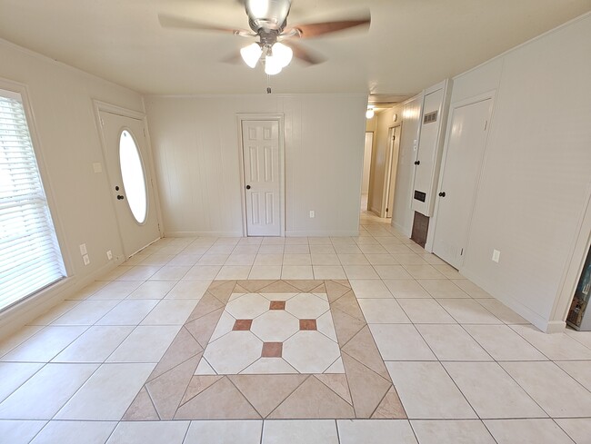 Photo - 2111 Arkansas Ave