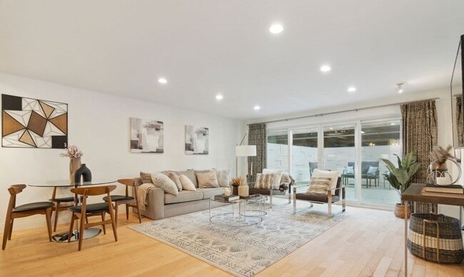 Photo - 1600 Beacon St Unidad 201