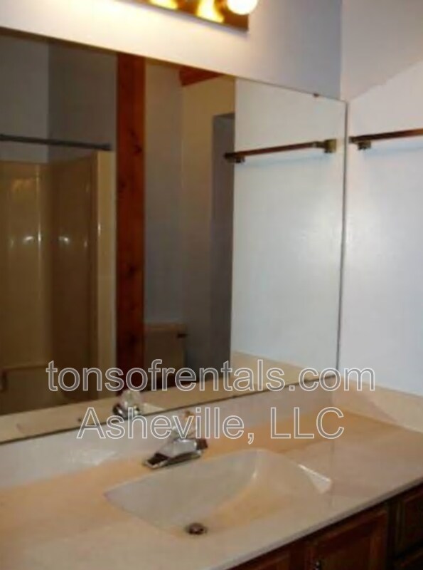 1286 Davis Mountain Rd