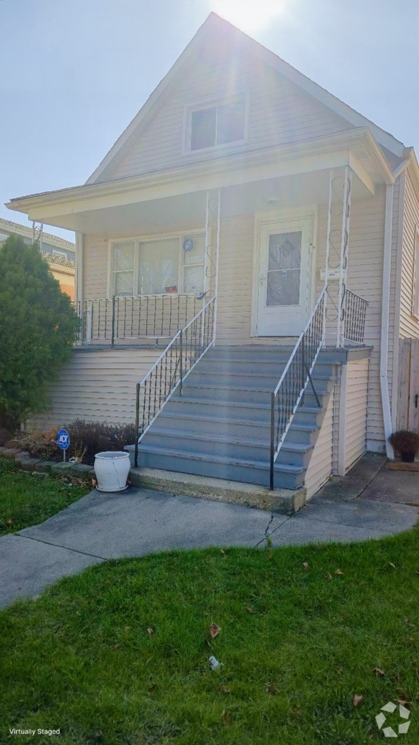 Building Photo - 5452 N Luna Ave Rental