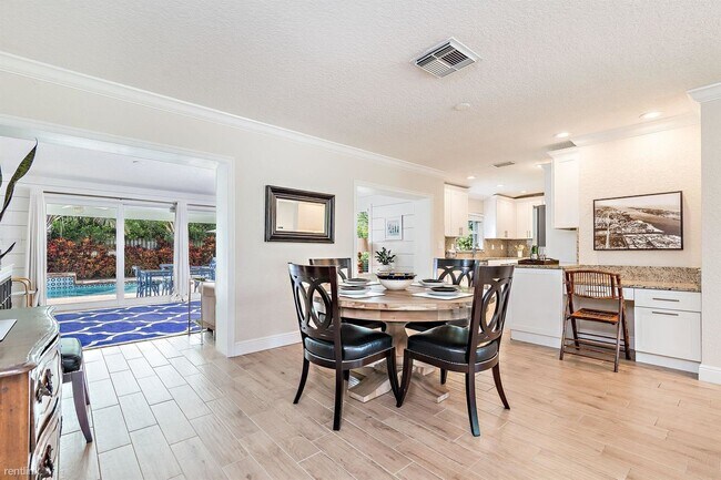 Photo - 2 br, 2 bath House - 354 Palmetto St