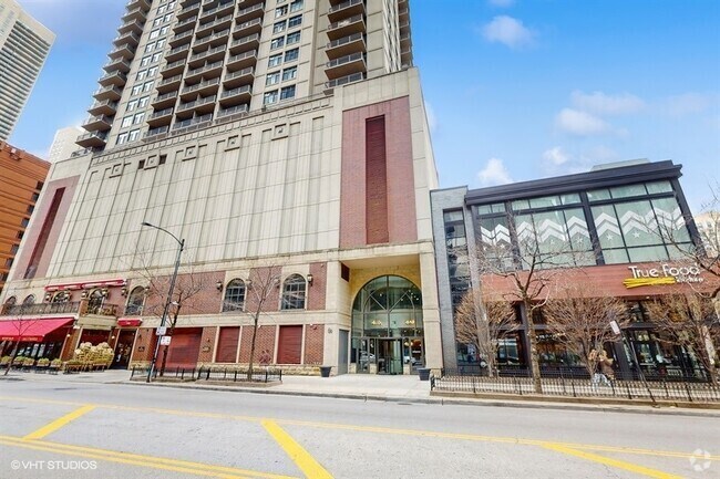 Building Photo - 630 N State St Rental