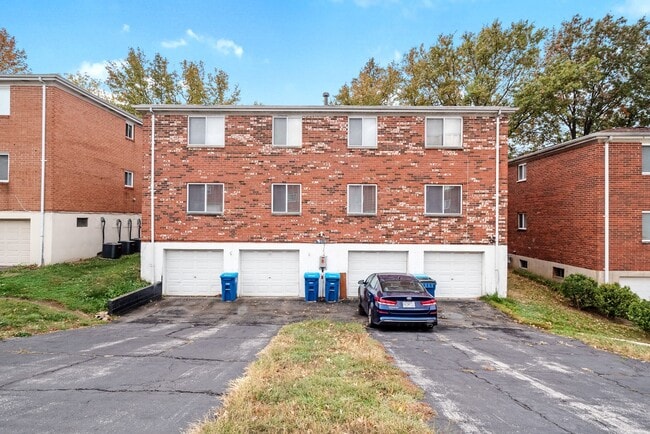 Building Photo - 10023 Willdan Dr Unit B