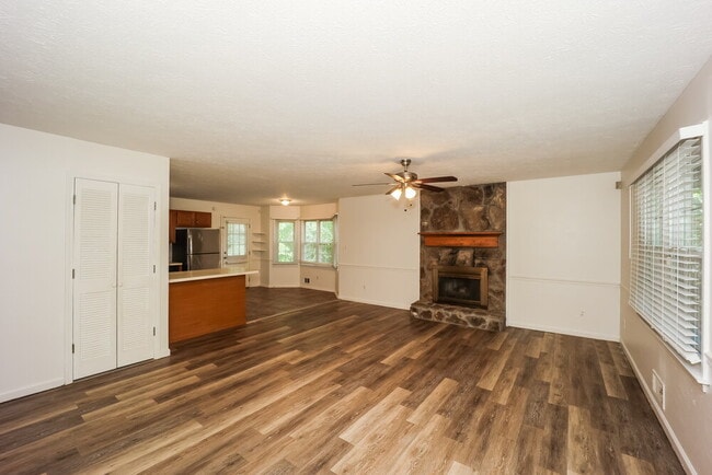 Photo - 592 Water Way Trail