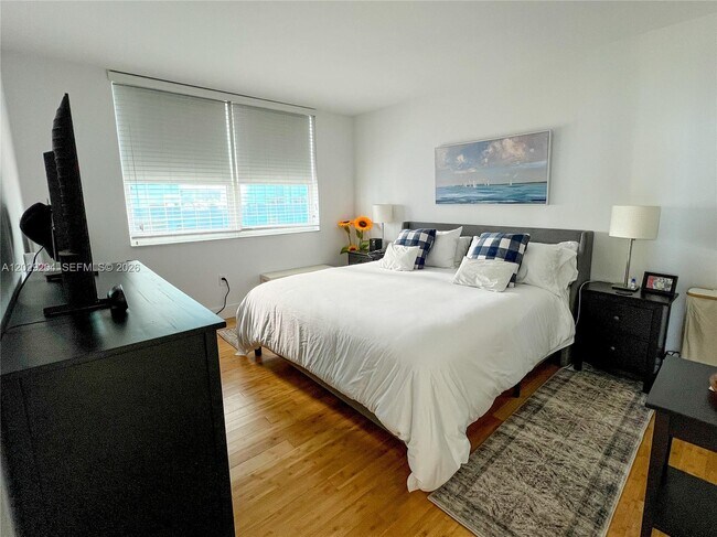 Photo - 1155 Brickell Bay Dr Unit 2701