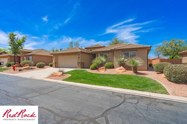 Photo - 4 Bedroom in Amber Estates - Newer LVP Flooring throughout home!