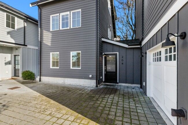 Photo - 2Bd/1.75Ba Seattle Condo Unit 2