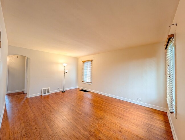 Photo - Great starter  home for rent