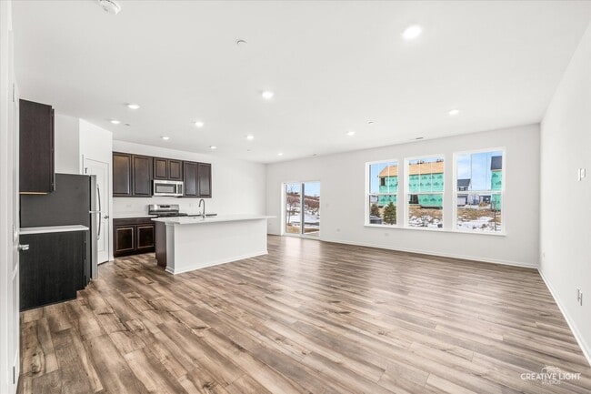 Photo - 142 Henderson St