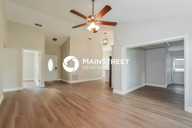 Photo - 5 Bedroom Pet-Friendly Home in SANFORD, FL...