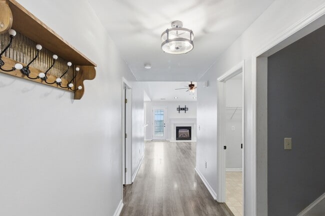 Photo - 127 Bermuda View