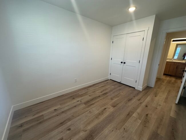 Photo - 27 N Gateway Dr