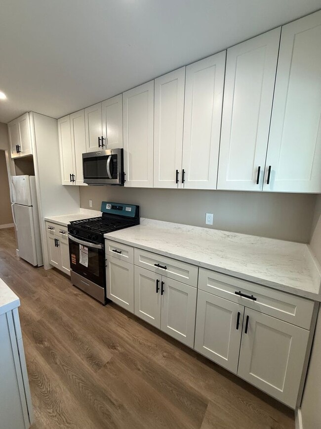 Photo - Fully Renovated 2 Bed 1 Bath Home