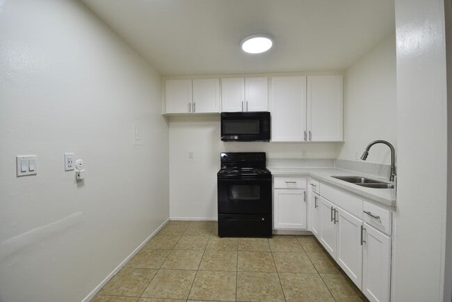Photo - 13800 Sherman Way Unit 208