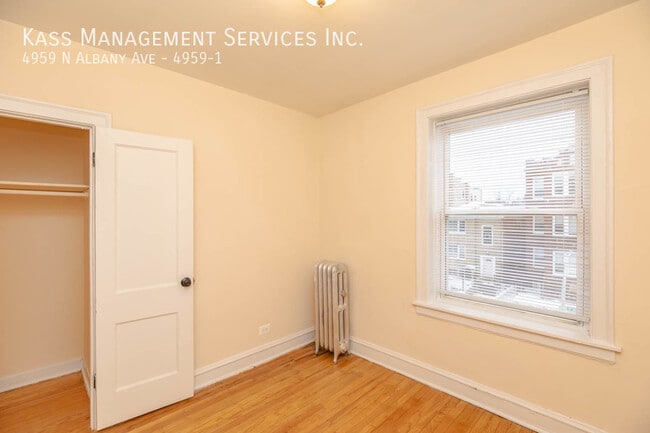 Photo - 4959 N Albany Ave Unit 4959-1