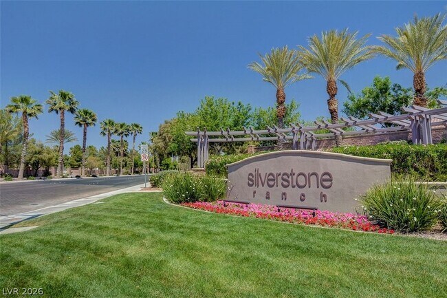 8852 Regatta Bay Pl