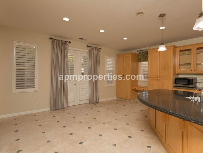 Photo - Upscale 3 Bedroom + Den, 4 bath, Detached Cottage, in Gale Ranch!