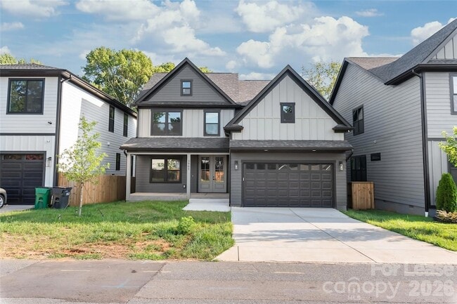 Building Photo - 3905 Plainview Rd