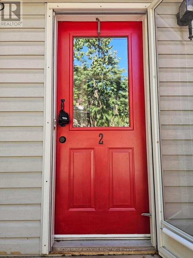 Photo - 191 Nottawasaga St