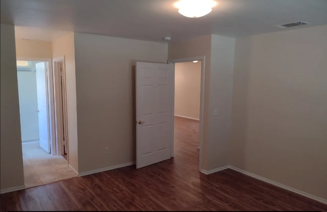 Photo - 11541 Park Ln