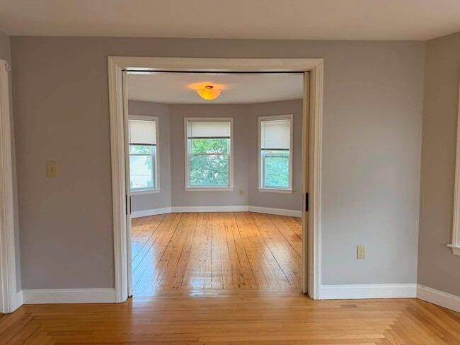 Building Photo - 575 Summer St