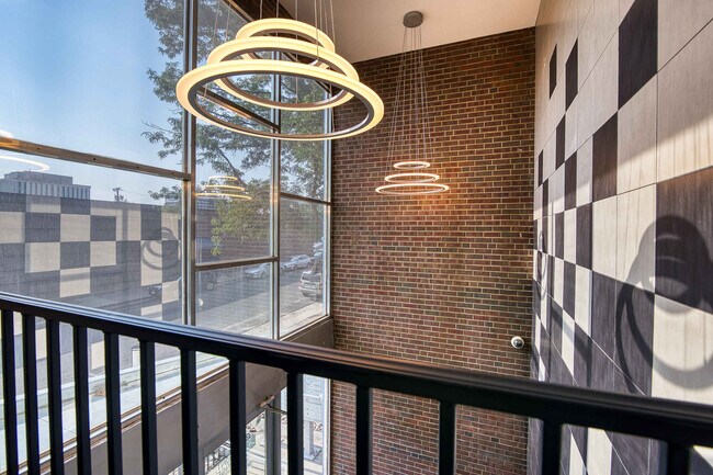 Photo - 1520 S Albion