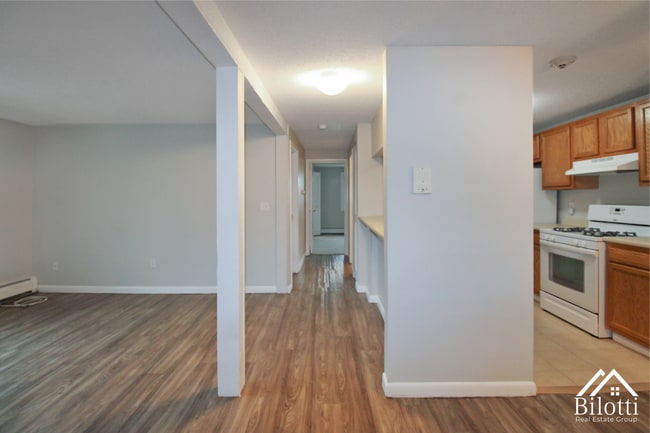 Photo - Pocasset Village