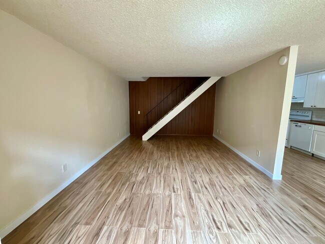 Photo - 7705 Timber Hill Dr Unidad C