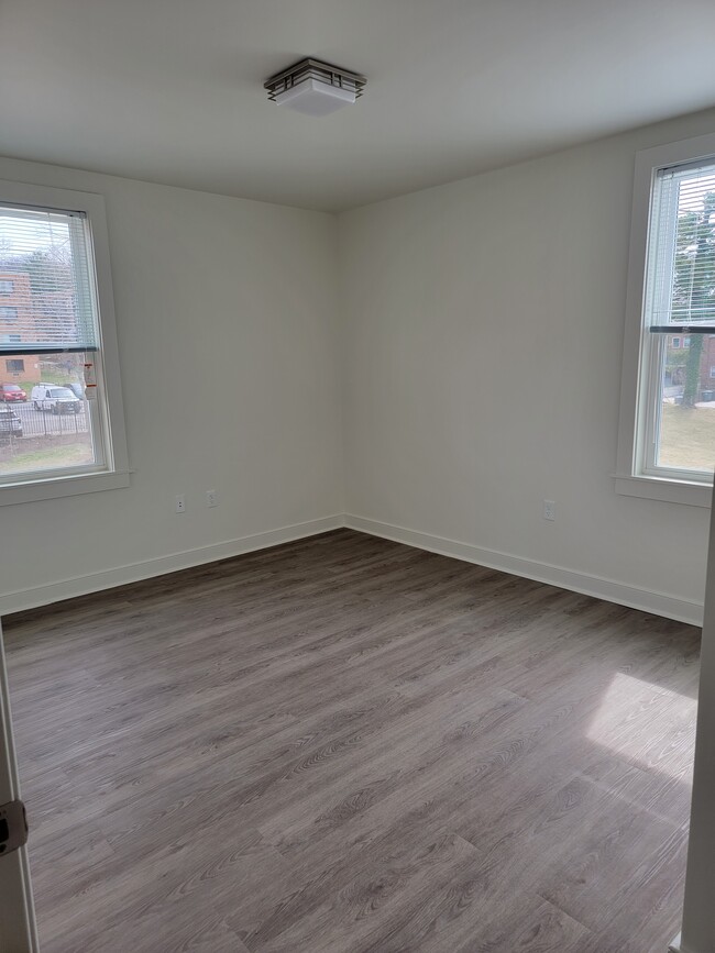 Photo - Tivoli Gardens Apartments