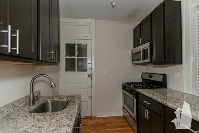 Photo - 2177 W Giddings St Condo Unit 2175-3