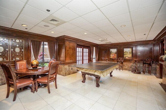 Photo - 3525 Sage Rd Unidad 710